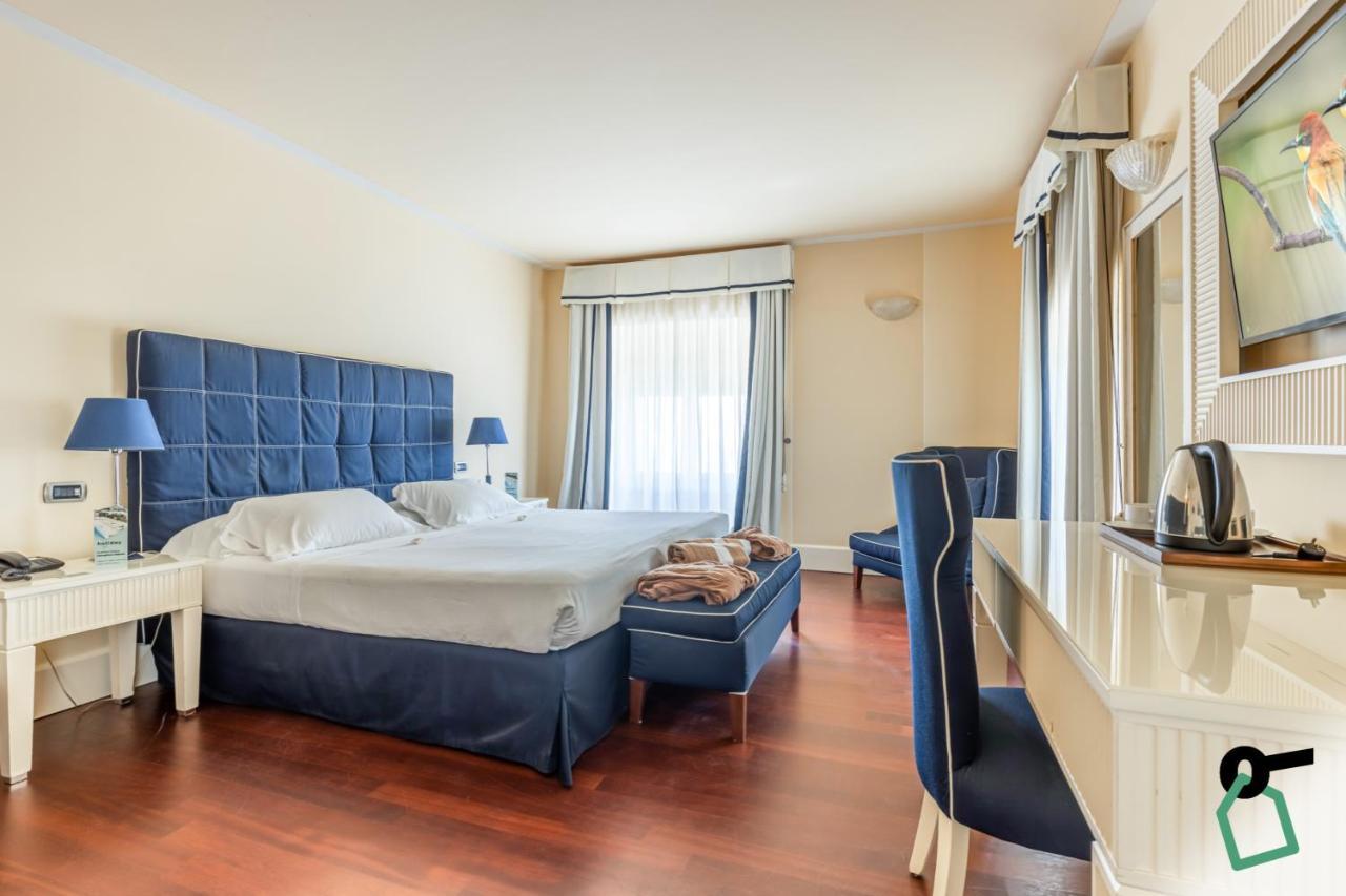 Hotiday Room Collection - Livorno Mascagni מראה חיצוני תמונה